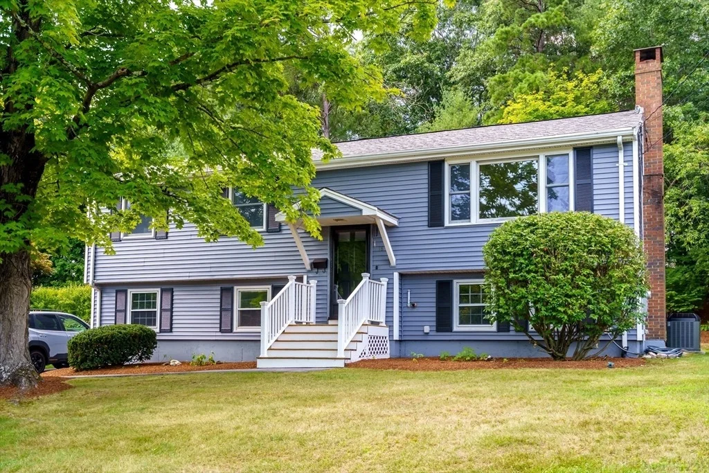 Photo of 18 Ruthellen Road