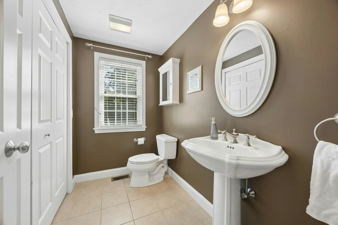 Photo of 9 Cameron Dr