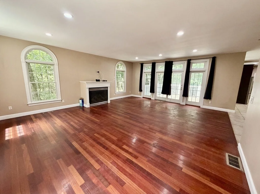 Photo of 41 Thresher Rd