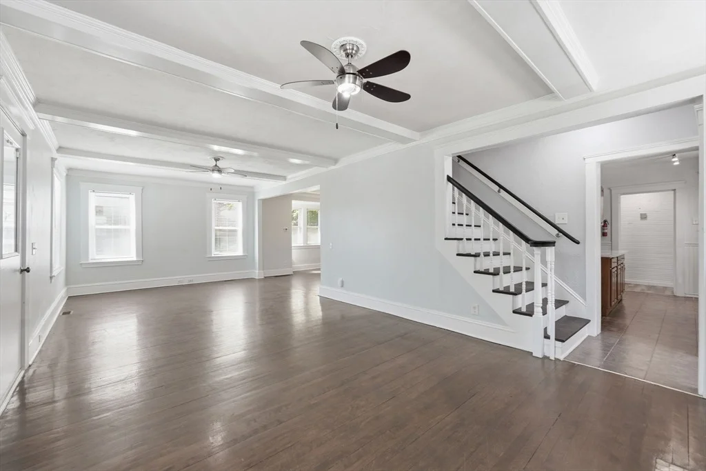 Photo of 14 Saint Elmo Rd