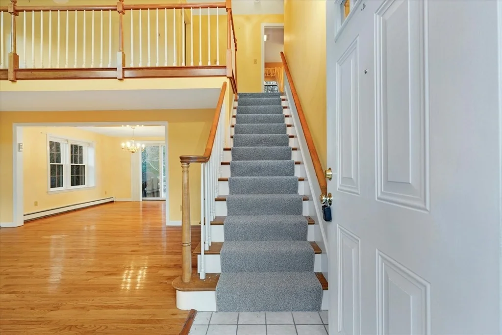 Photo of 28 Peacock Dr