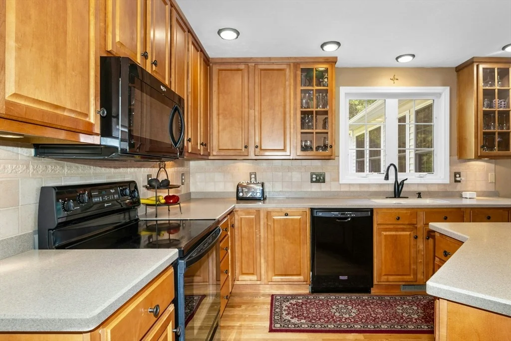 Photo of 75 Kennedy Circle