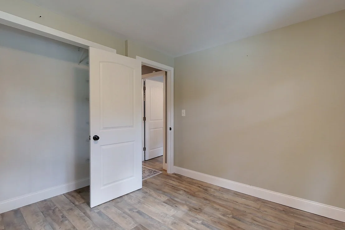 Photo of 135 Lowell Rd