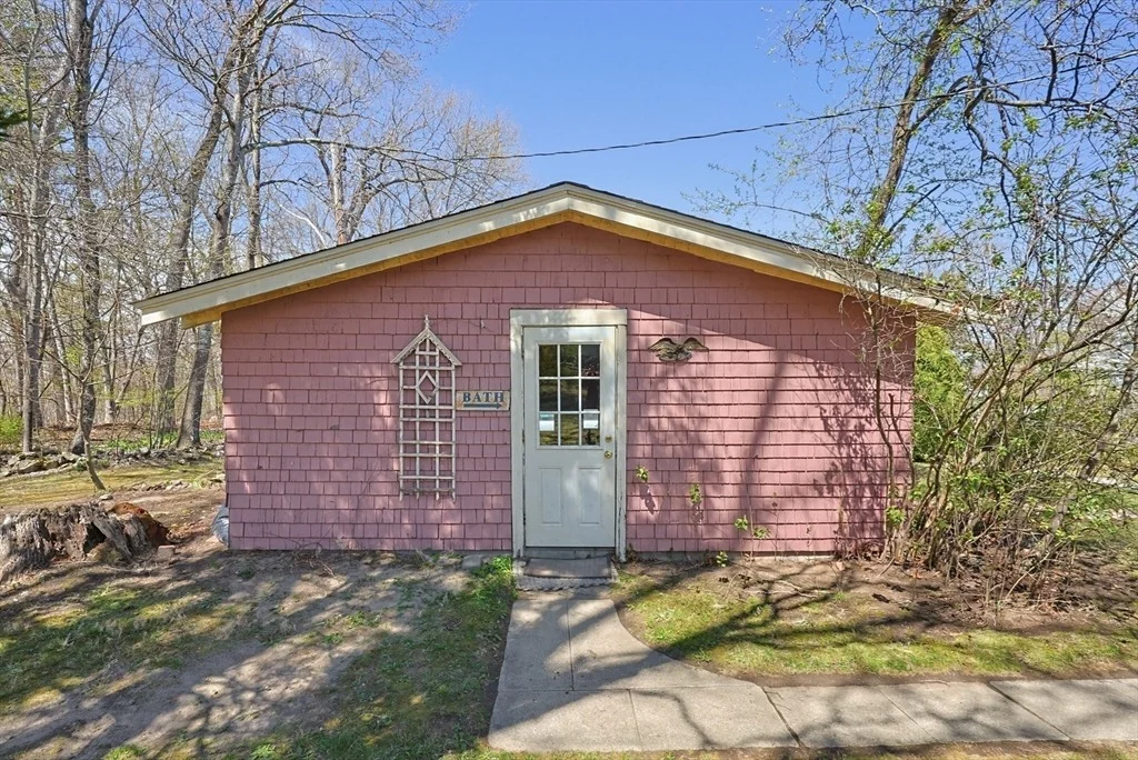 Photo of 92 Dennison Ave