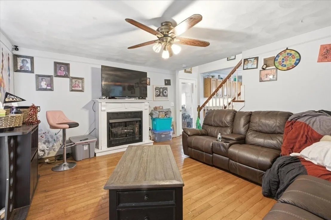 Photo of 1 Mohawk Dr
