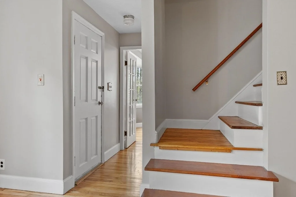 Photo of 12 Becky Ave