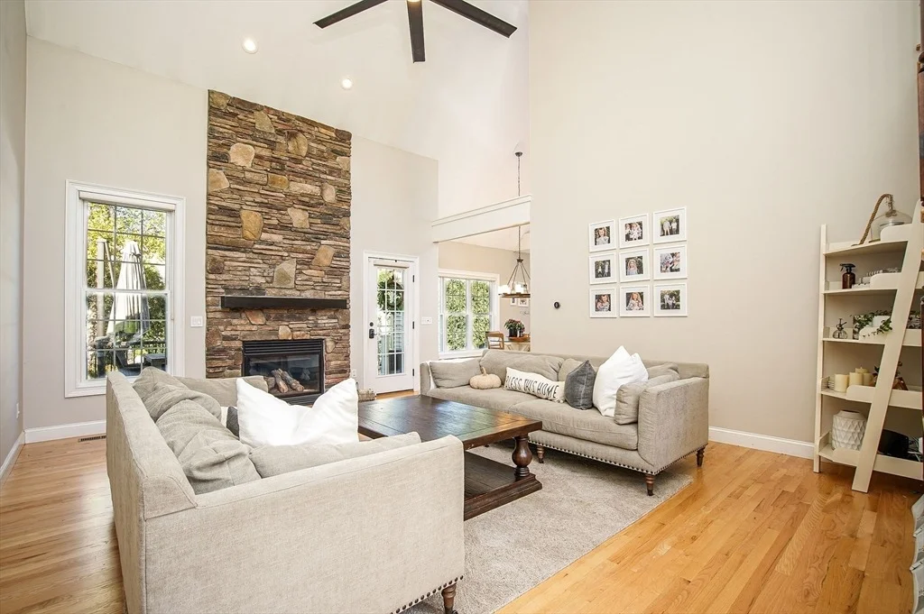 Photo of 451 Falley Dr