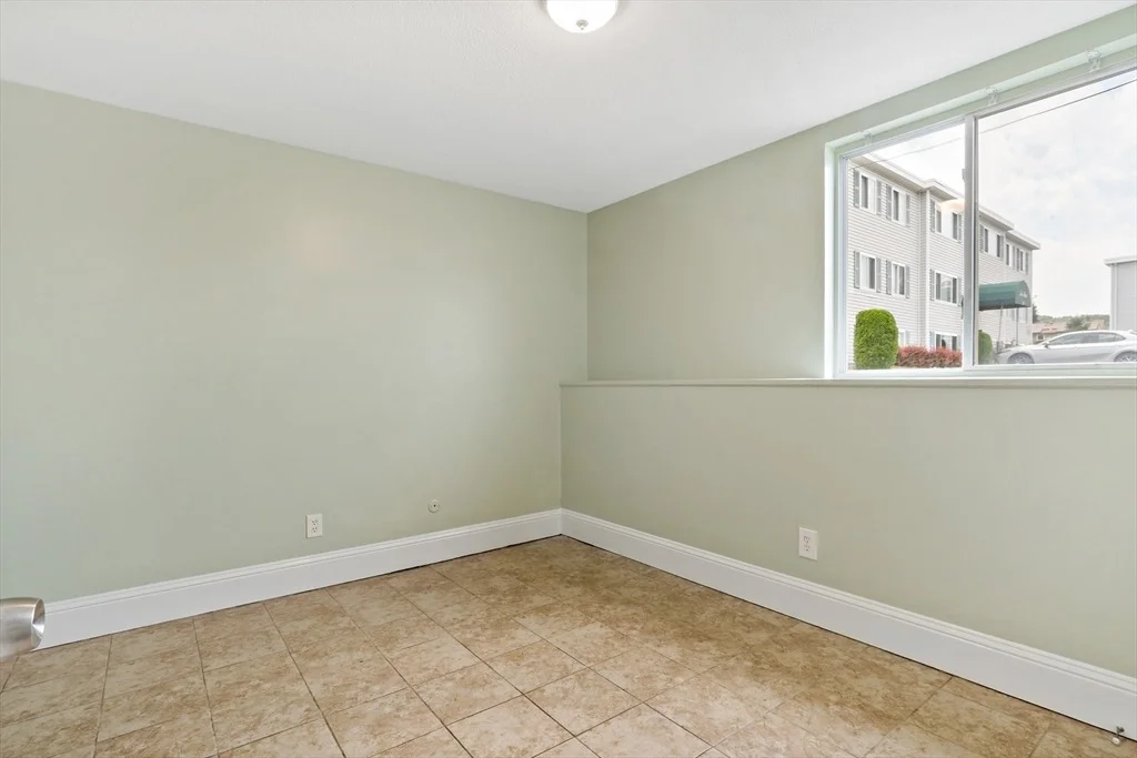 Photo of Unit 1 at 239 Glasgow St