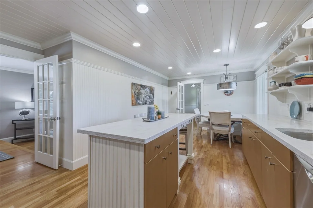 Photo of 191 Pinewood Dr