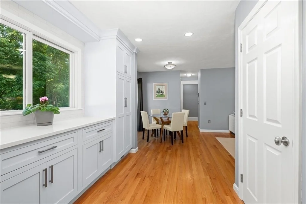 Photo of 9 Hillando Dr