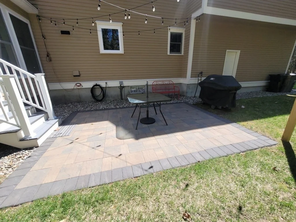 Photo of 20 Squannacook Dr