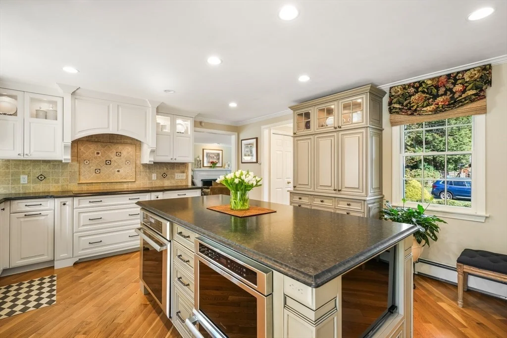 Photo of 51 Meadowbrook Road