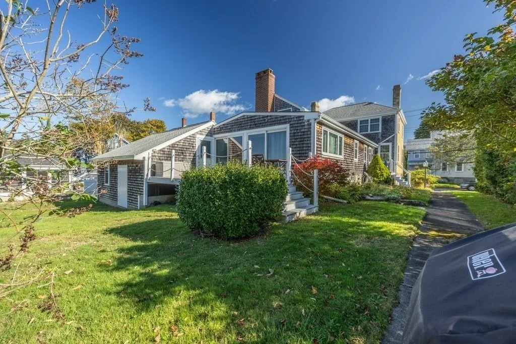 Photo of 164 Main St