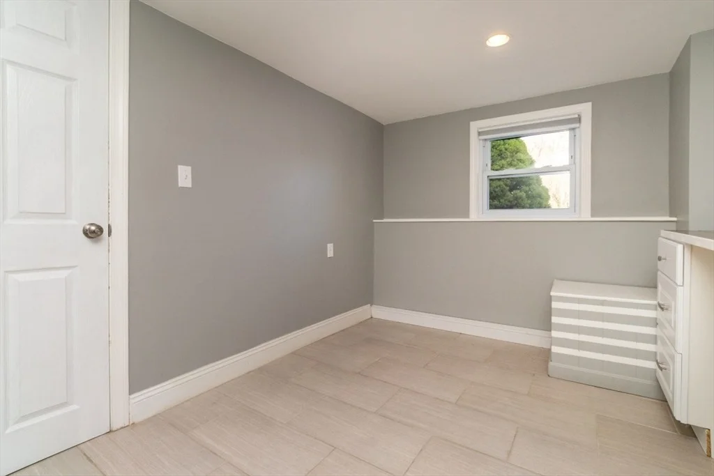 Photo of 4 Clearview Dr