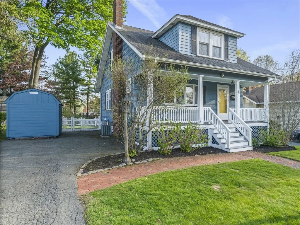 Photo of 86 Cabot Ave