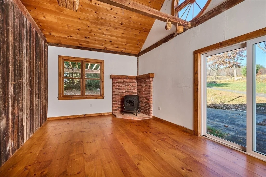 Photo of 41 Coombs Hill Road
