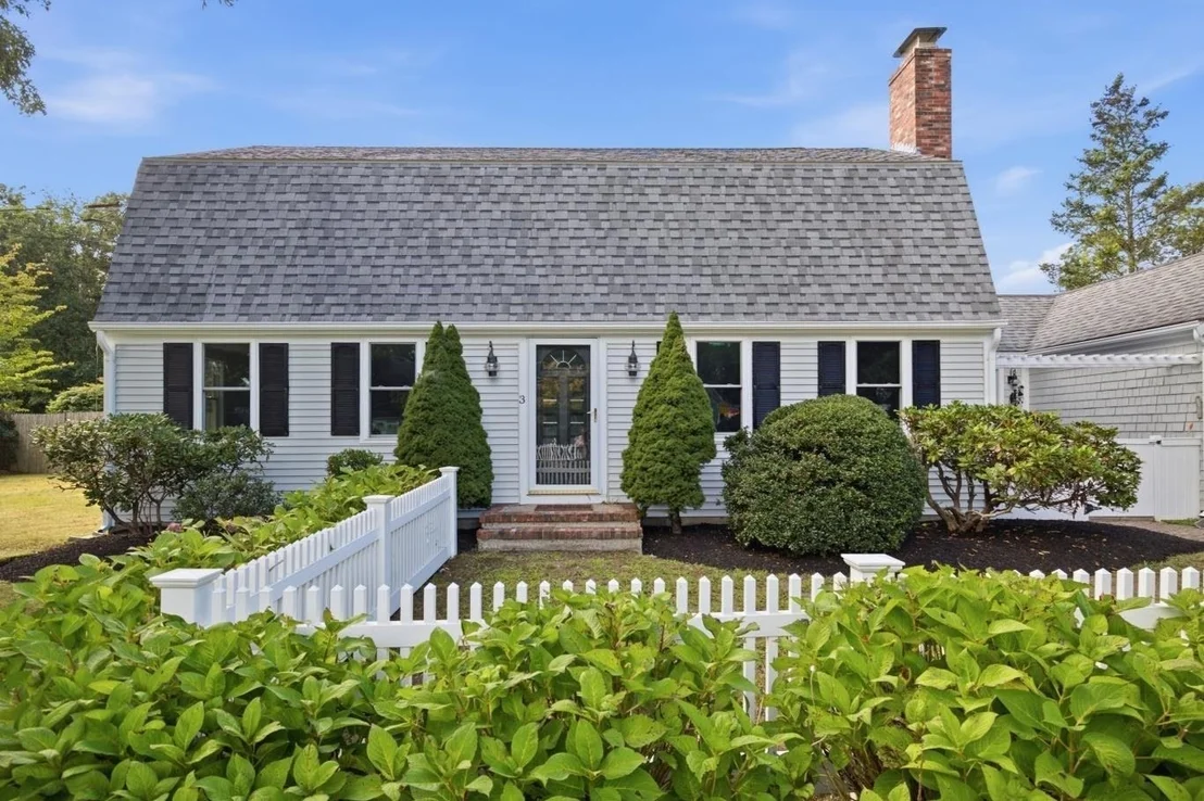 Photo of 3 Thoreau Dr