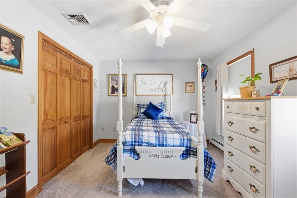 Photo of 194 Sanborn Lane