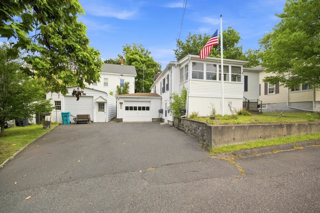 Photo of 55 Park Ave