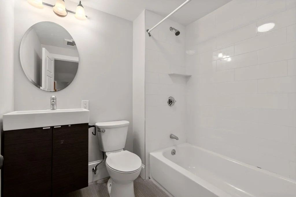 Photo of Unit A at 129 Sutherland Road