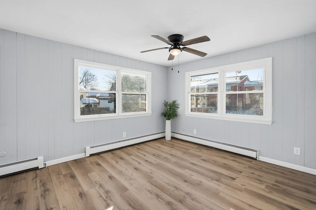 Photo of 87 Clarendon Ave