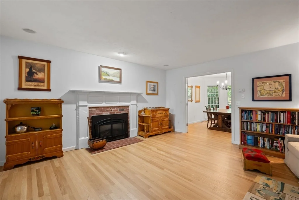 Photo of 8 Friendship Ln