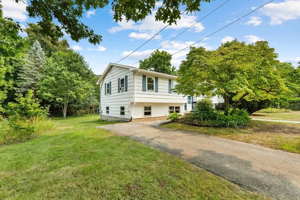 Photo of 304 Lowell St
