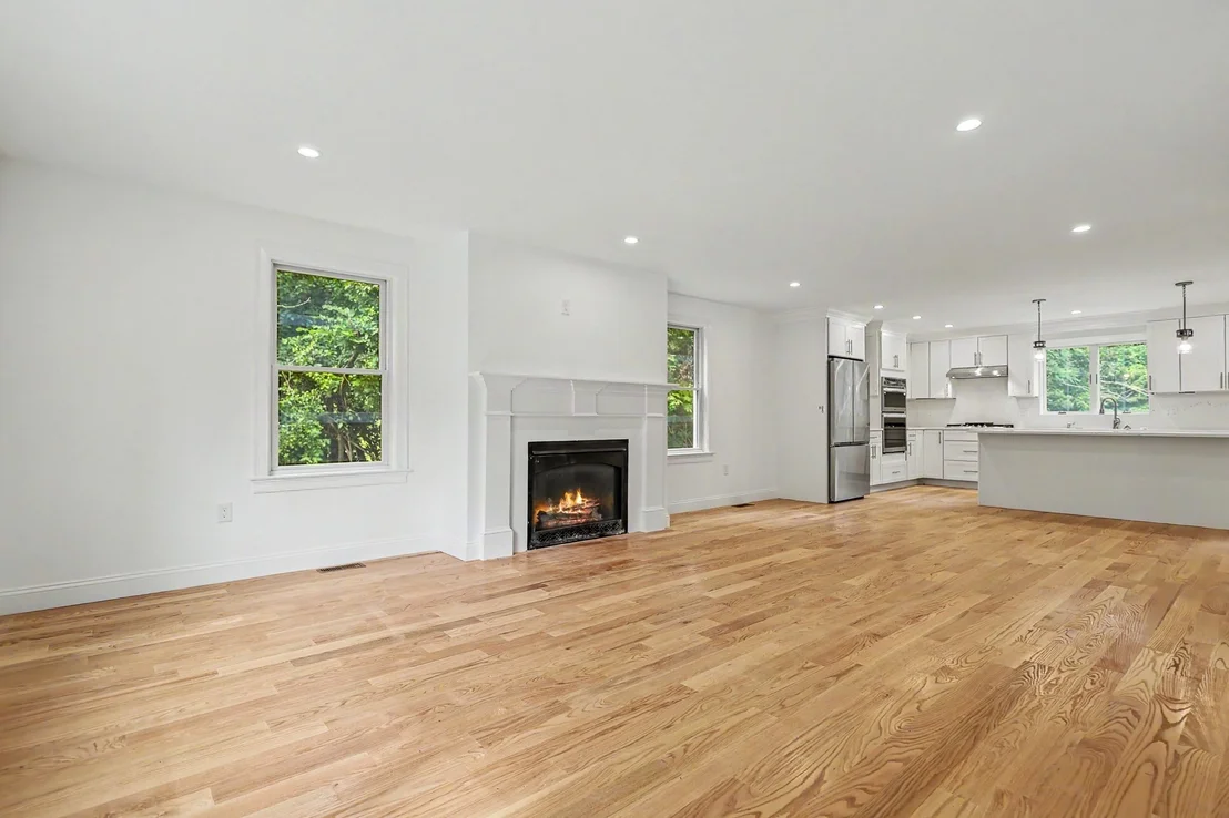 Photo of 7B Lakeshore Dr