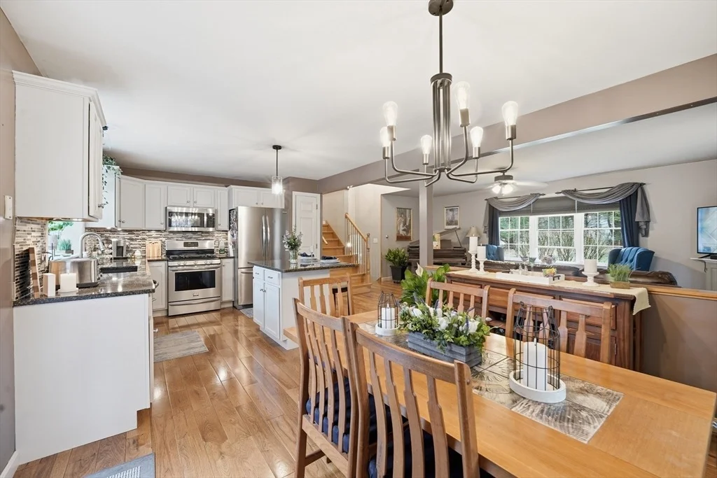 Photo of 7 Hillside Meadows Dr