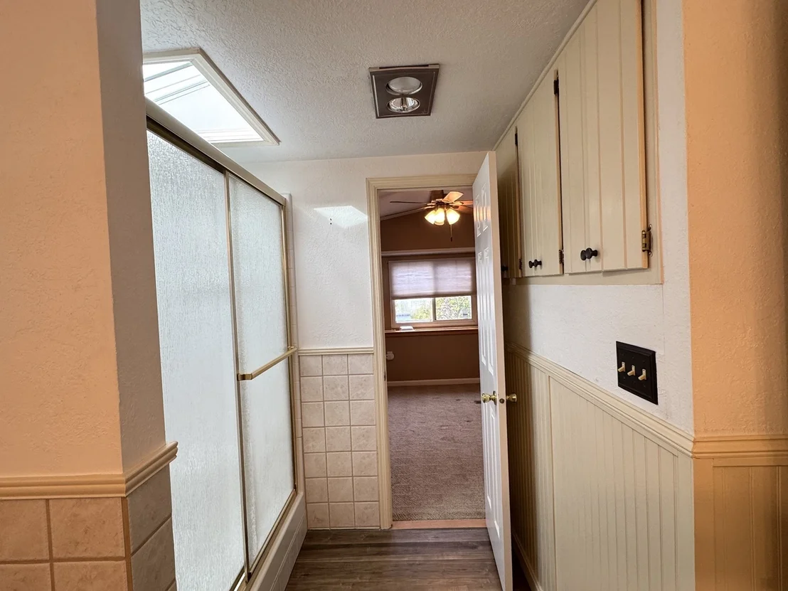 Photo of 9 Shortway