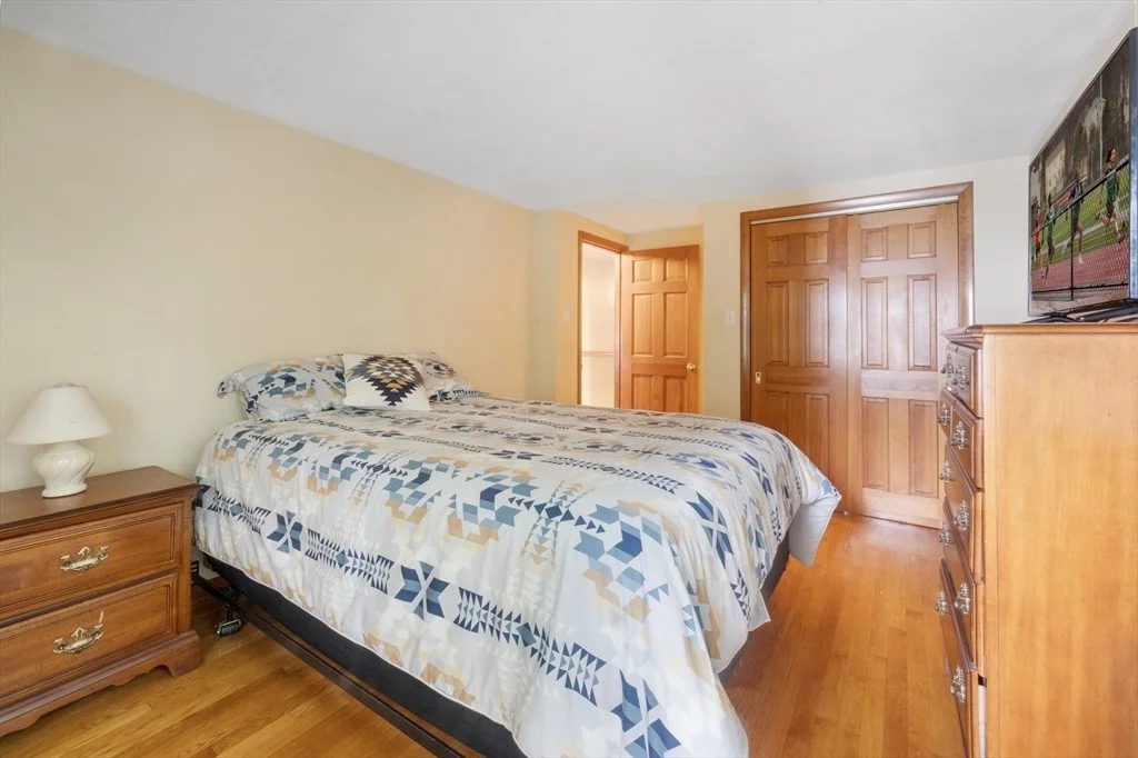 Photo of 32 Scenic Dr