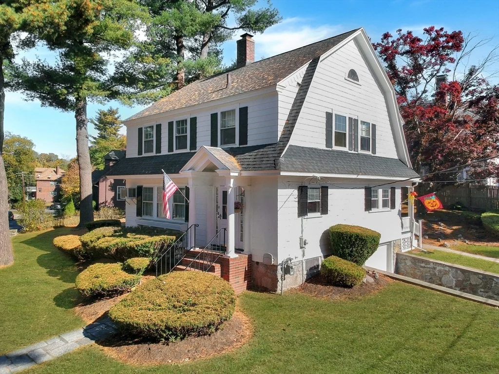 Photo of 8 Locust Rd