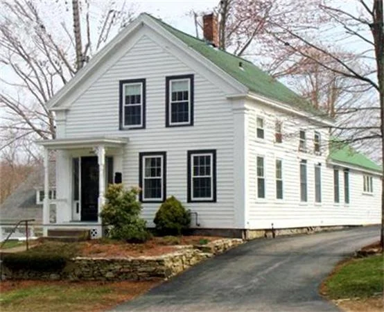 Photo of 254 Main St