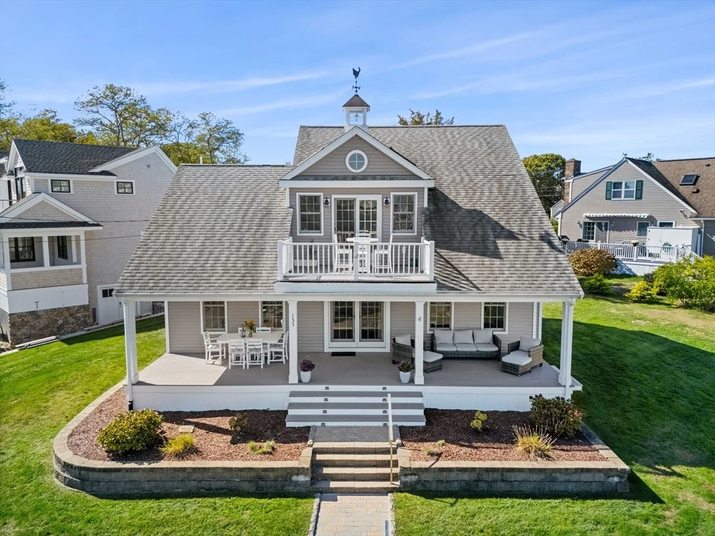 Photo of 135 Leeward