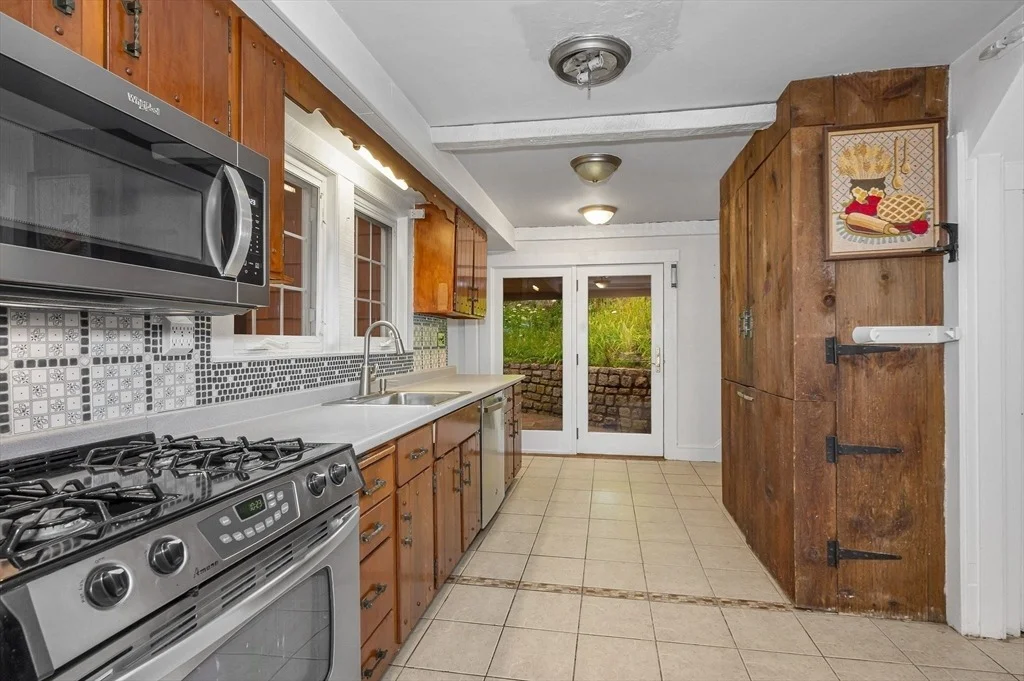 Photo of 160 Forest St