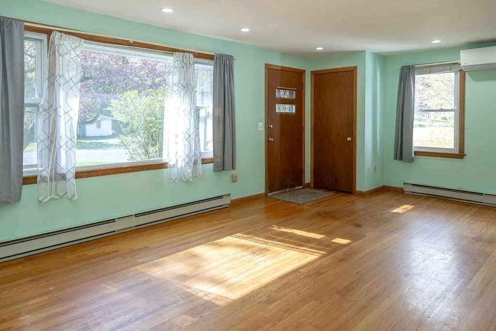 Photo of 142 Spruce Hill Ave