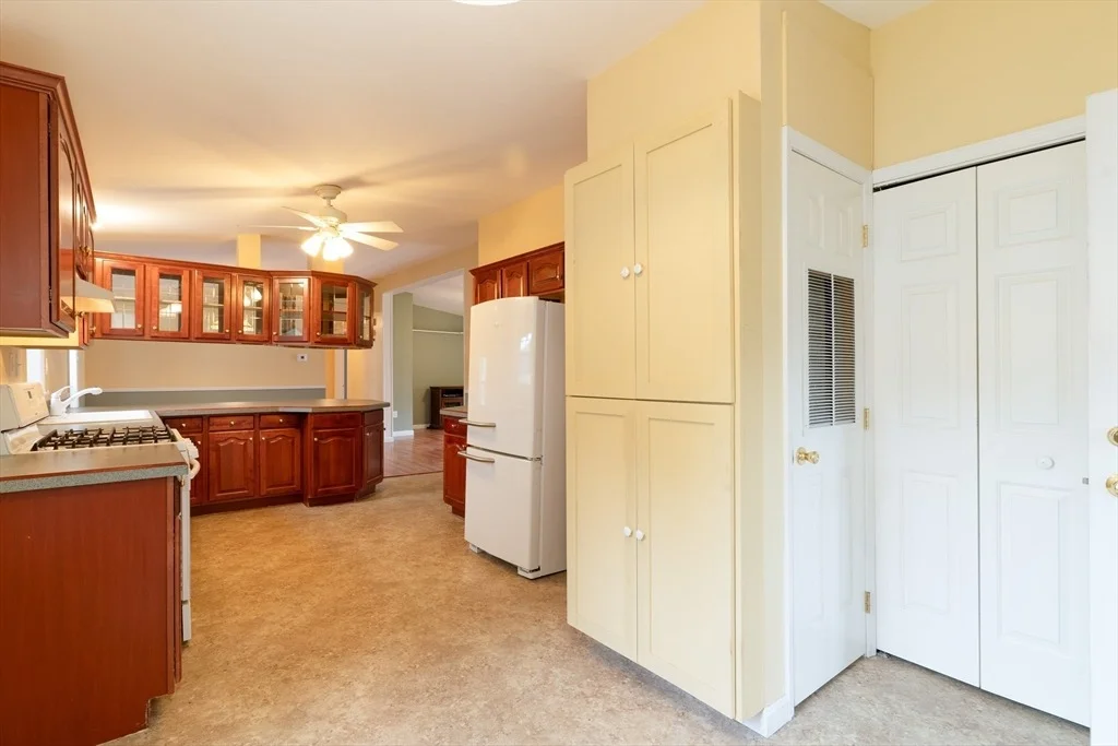 Photo of 18 Fox Run