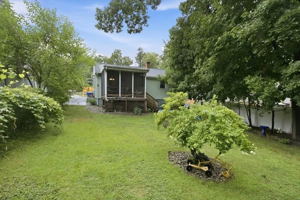 Photo of 235 Pasco Rd