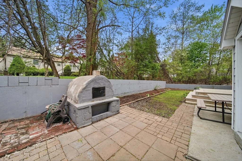 Photo of 131 Range Heights Rd