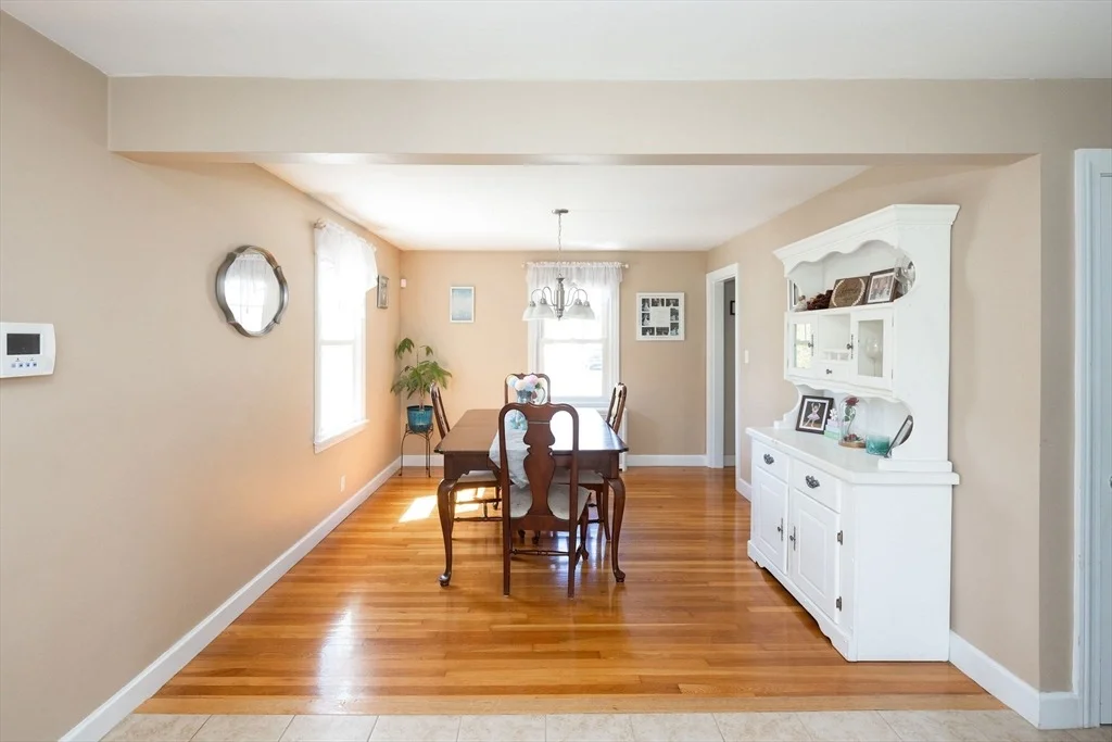 Photo of 37 Maple St