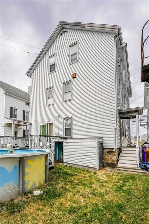 Photo of 111 Buffinton St