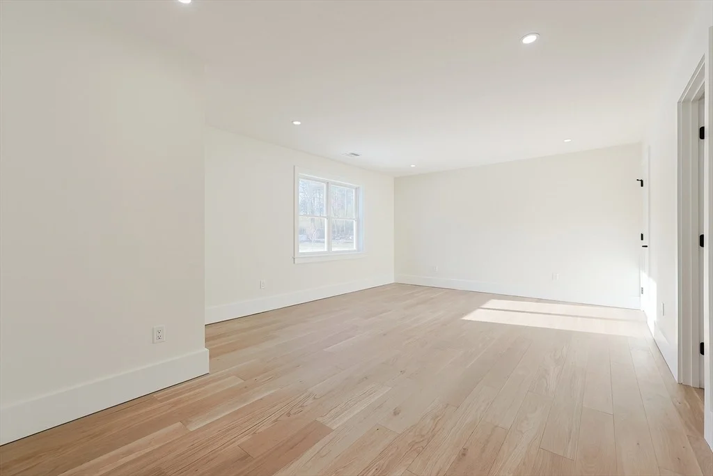 Photo of 5 Danforth Drive