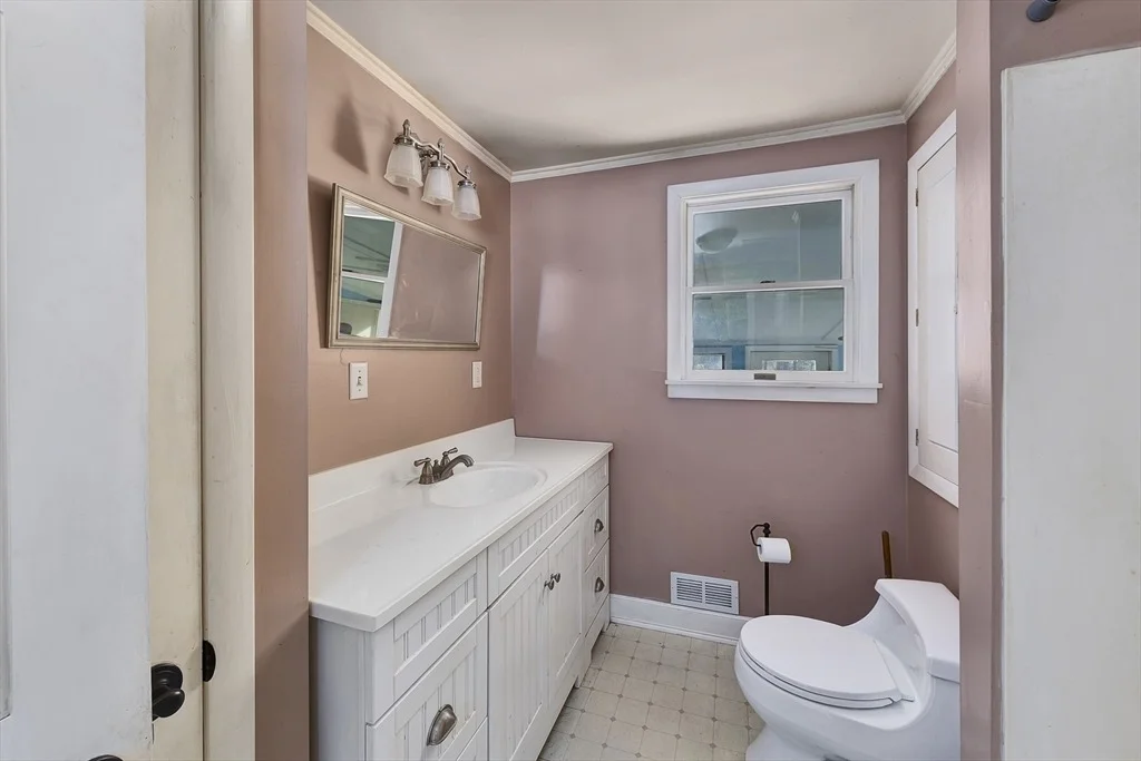 Photo of 16 Killam Hill Rd