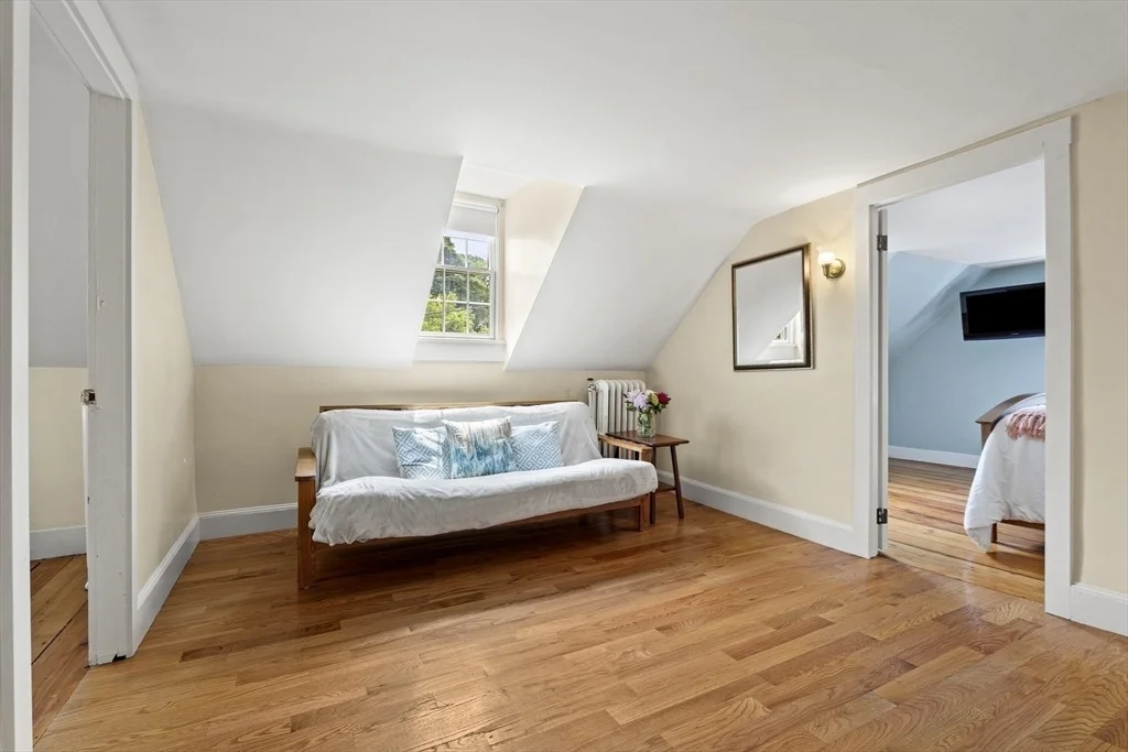 Photo of 15 Linden