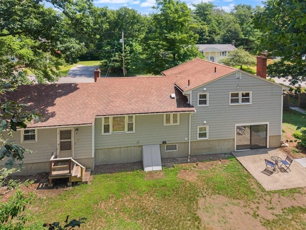 Photo of 35 Rustic Dr