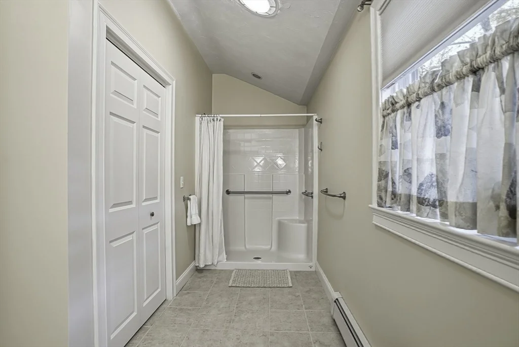 Photo of 38 Mohawk Drive