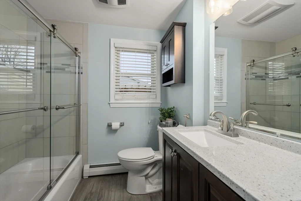 Photo of 12 Crescent Dr