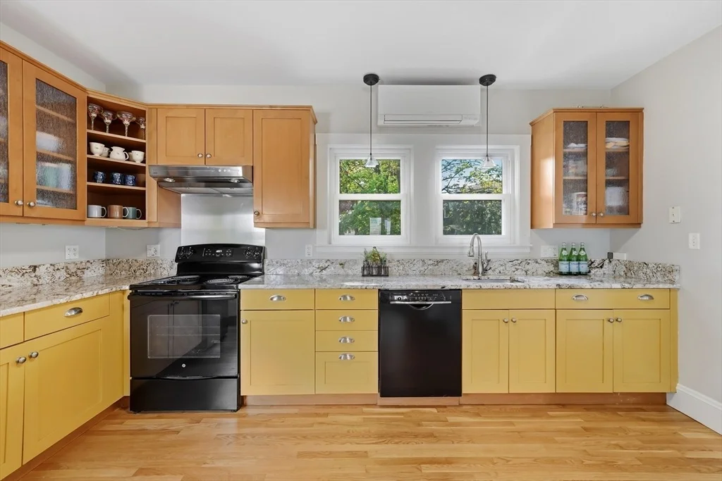 Photo of 45 Sunset Rd