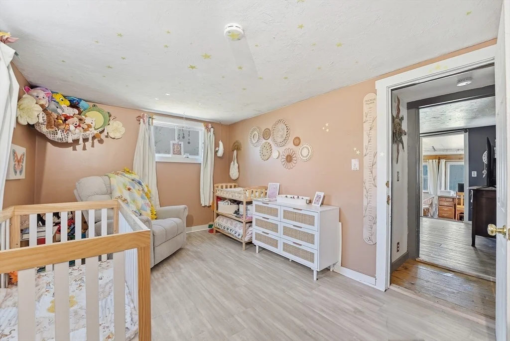 Photo of 41 Russ St
