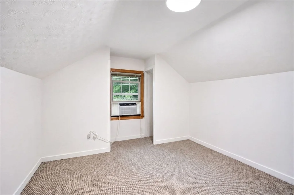 Photo of 59 Vining Hill Rd